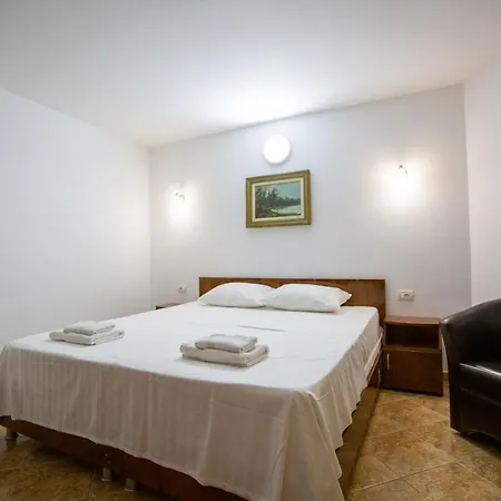 Guest house Casa Anna & Costantino Costinesti